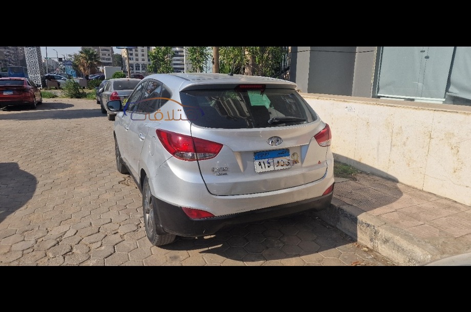 IX 35 Hyundai فضي