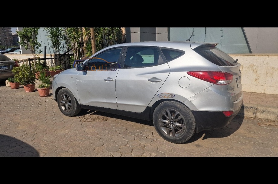 IX 35 Hyundai فضي