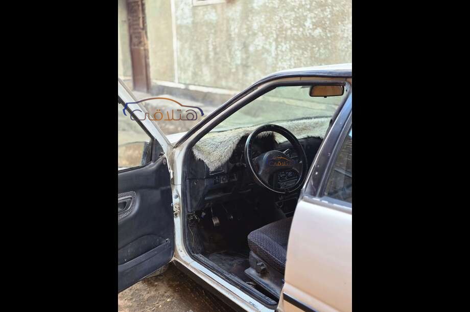 Excel Hyundai أبيض