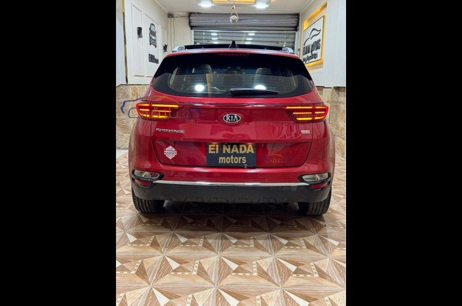 Sportage Kia احمر
