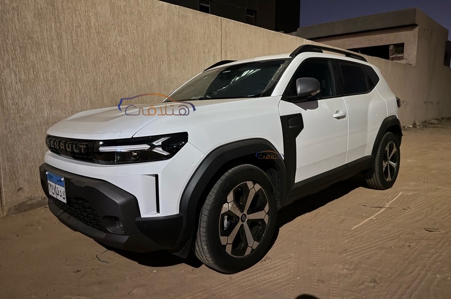 Duster Renault أبيض
