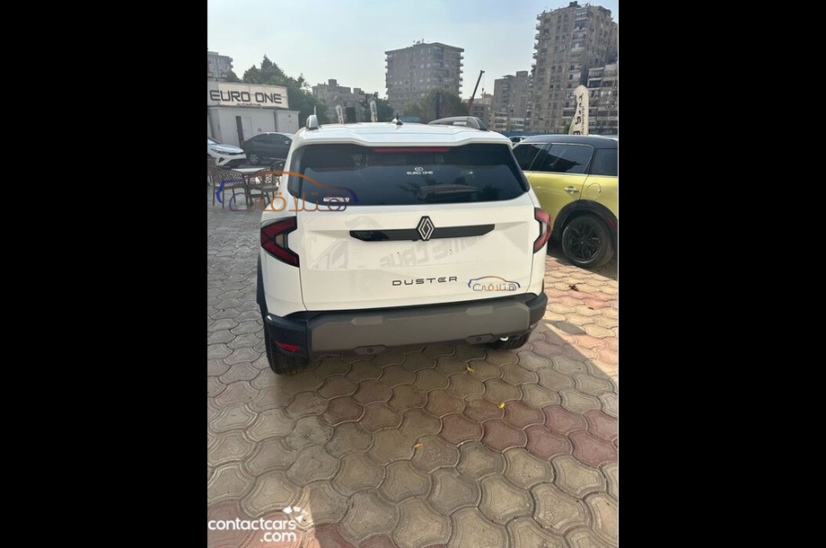 Duster Renault أبيض