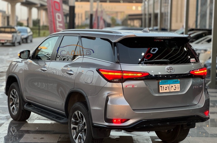 Fortuner Toyota Silver