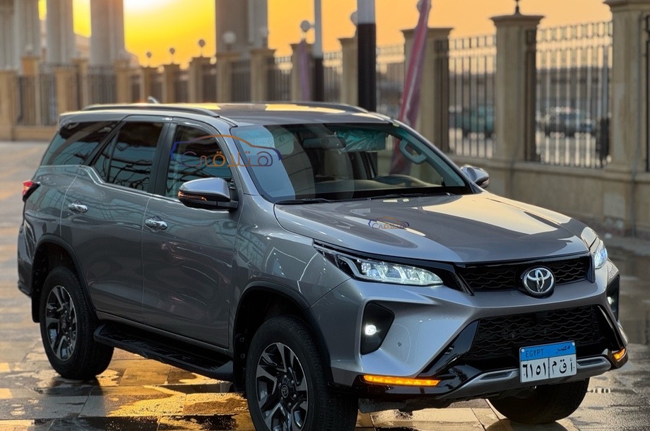 Fortuner Toyota Silver
