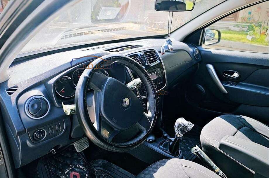 Sandero Renault Black