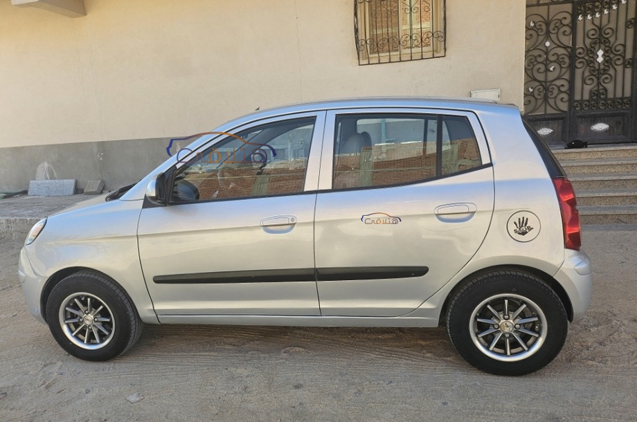Picanto Kia فضي