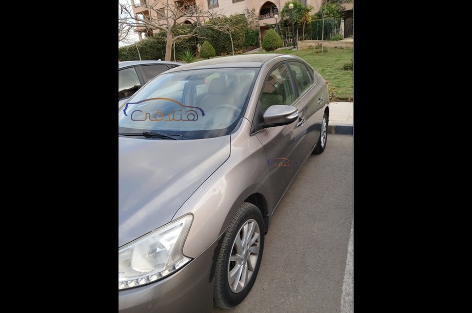 Sentra Nissan Silver