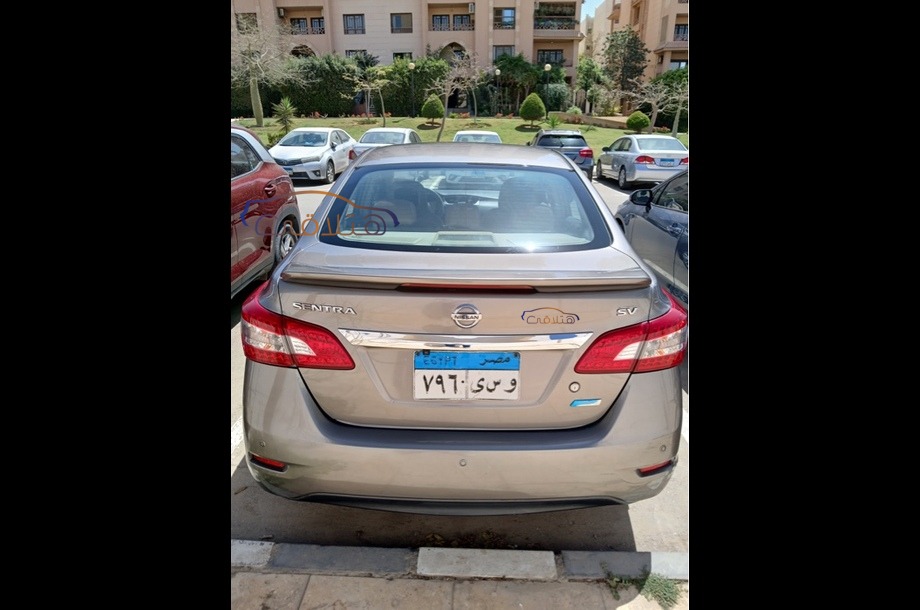 Sentra Nissan Silver