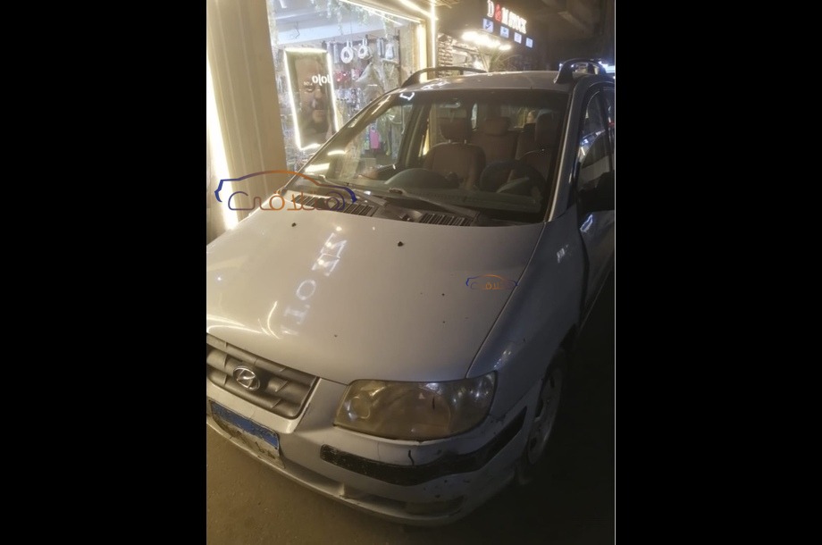 Matrix Hyundai Silver