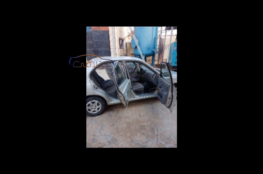 Verna Hyundai Silver