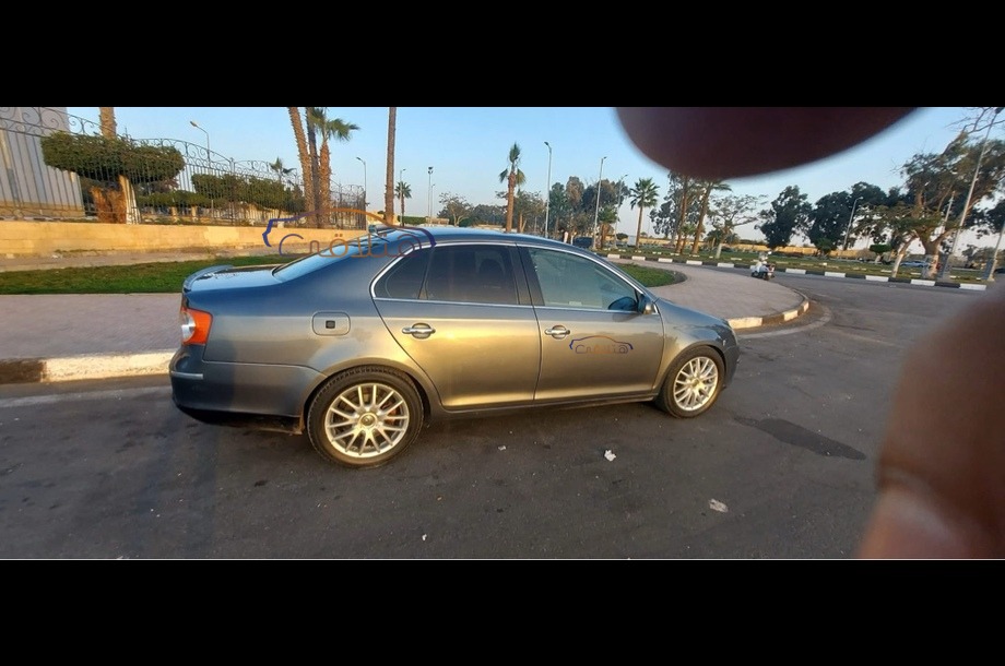 Jetta Volkswagen فضي