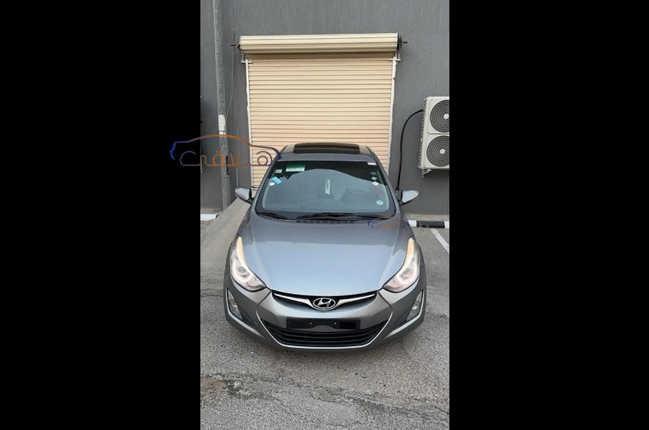 Elantra Hyundai بترولي