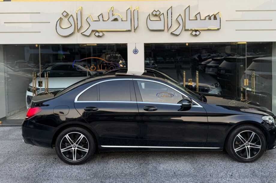 C 180 Mercedes Black