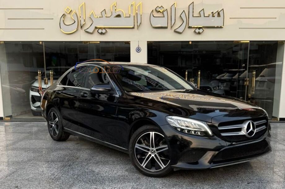 C 180 Mercedes Black