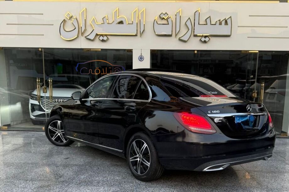 C 180 Mercedes Black