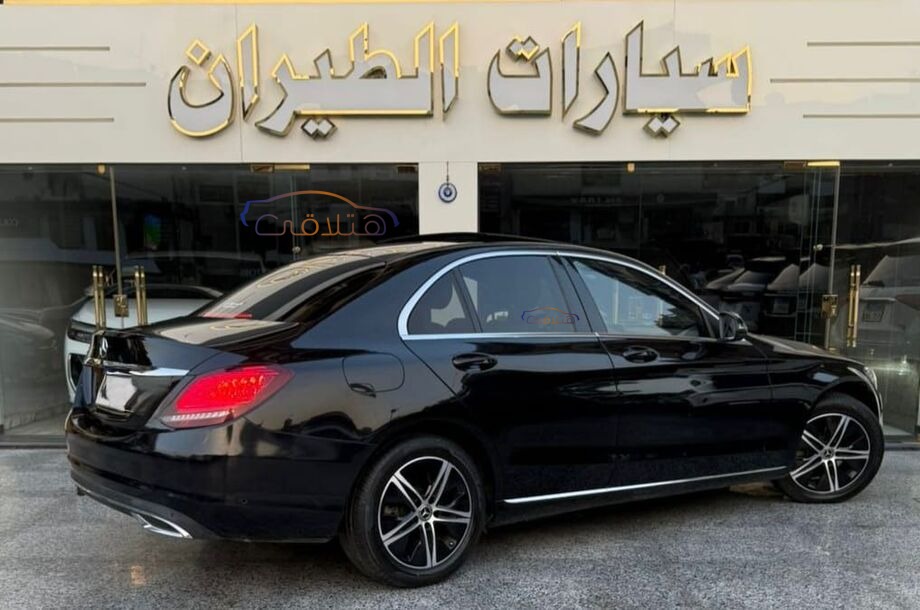 C 180 Mercedes Black