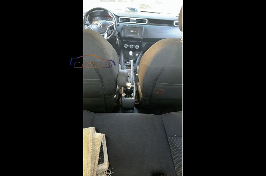 Duster Renault برونزي