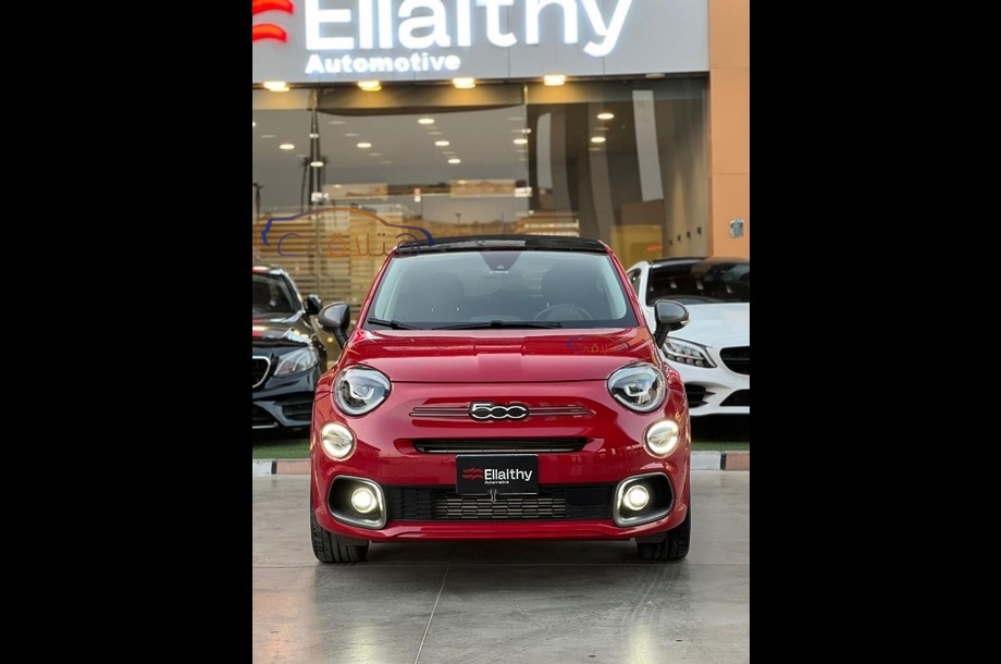 500 X Fiat احمر