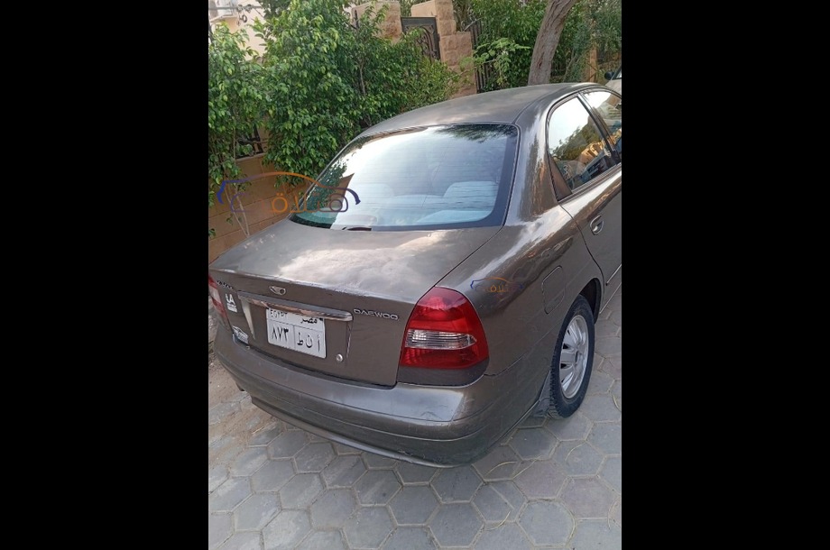 Nubira 2 Daewoo فضي