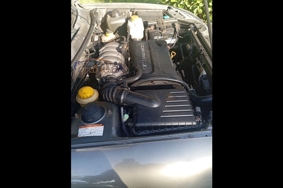 Nubira 2 Daewoo فضي