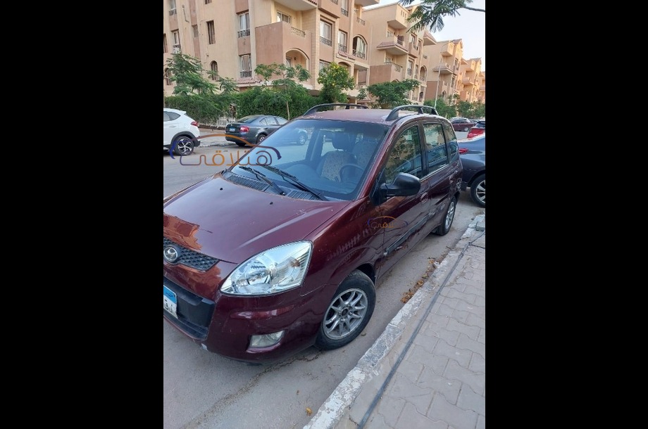 Matrix Hyundai Dark red