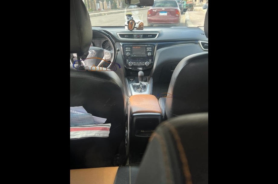 Qashqai Nissan باذنجاني