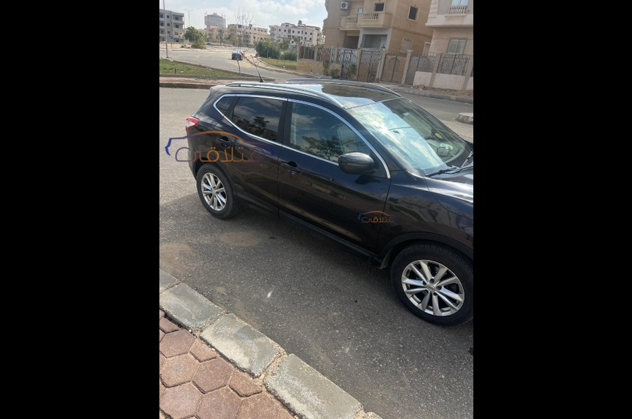 Qashqai Nissan باذنجاني