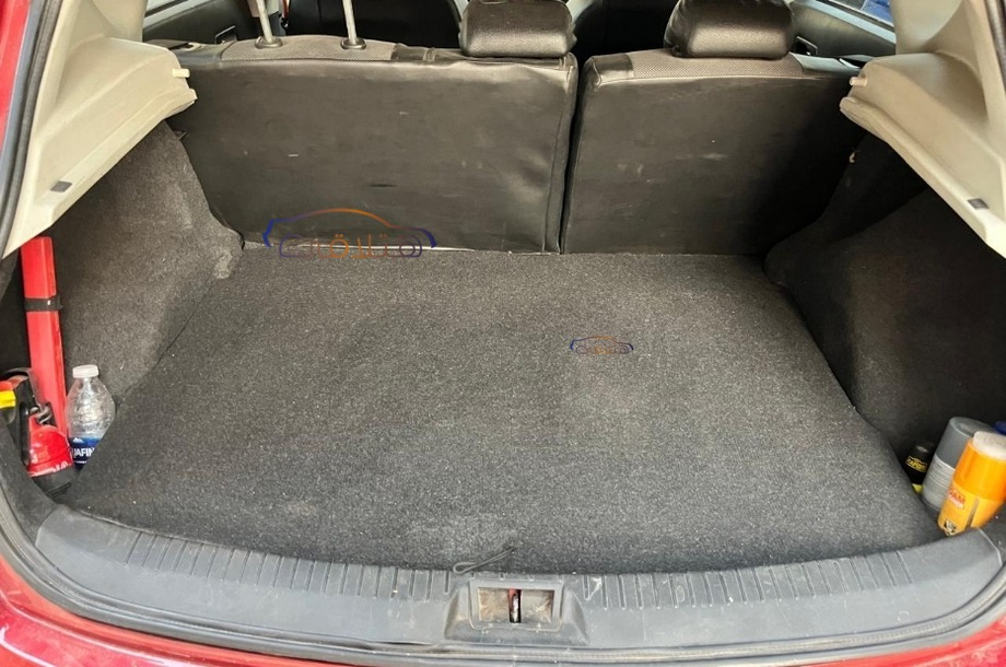 Qashqai Nissan احمر