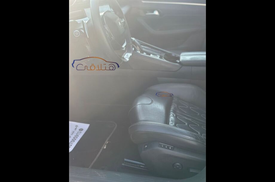 508 Peugeot رمادي