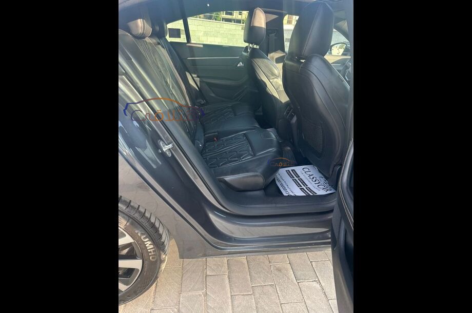 508 Peugeot رمادي