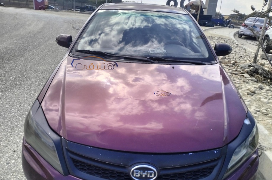 F3 Byd احمر غامق