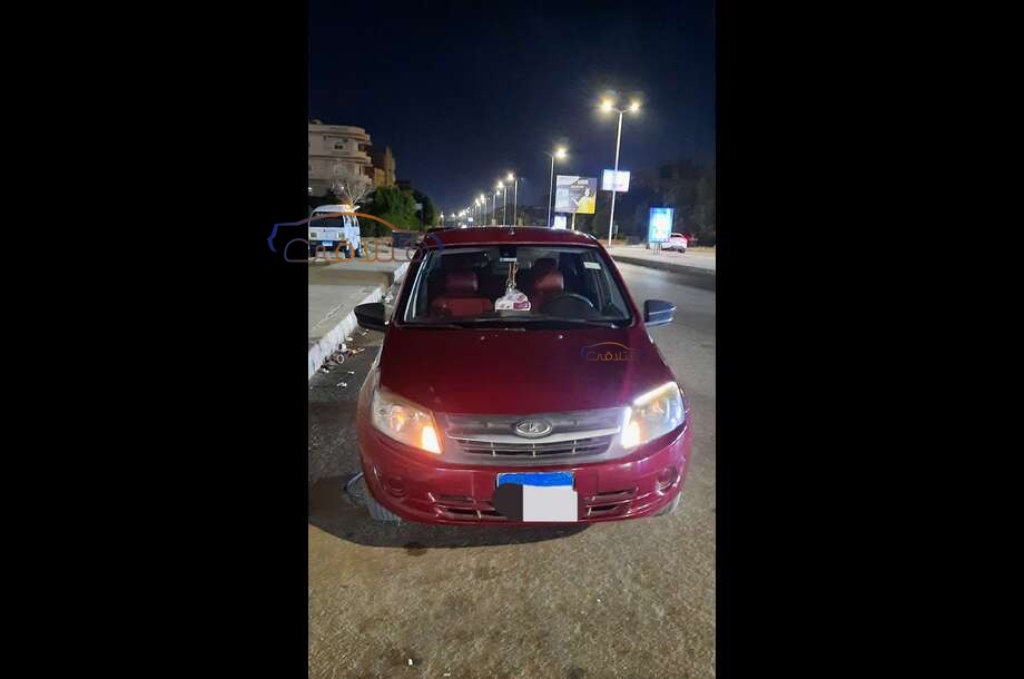 Granta Lada Red