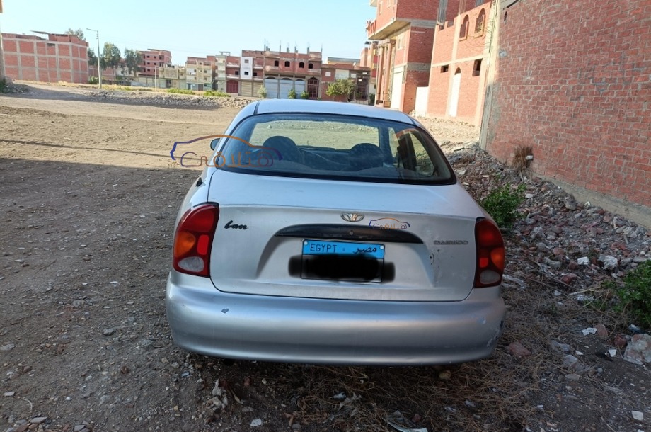 Lanos 2 Daewoo فضي