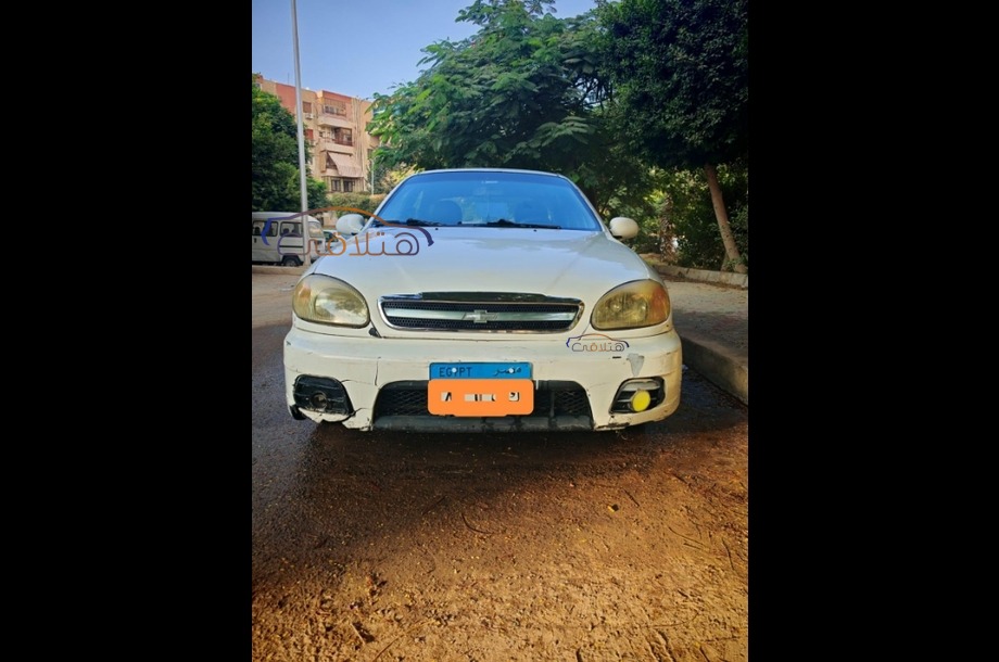 Lanos Chevrolet White