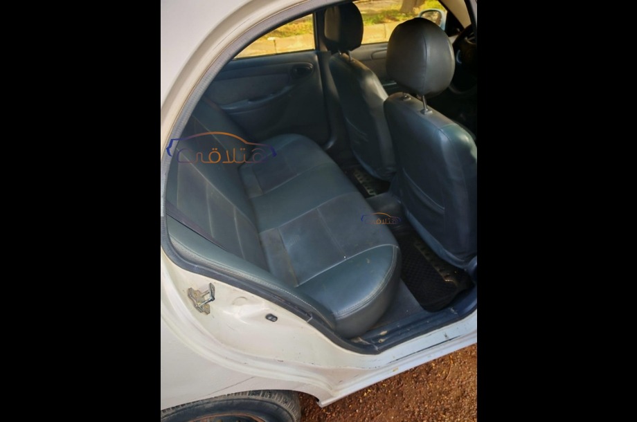 Lanos Chevrolet White