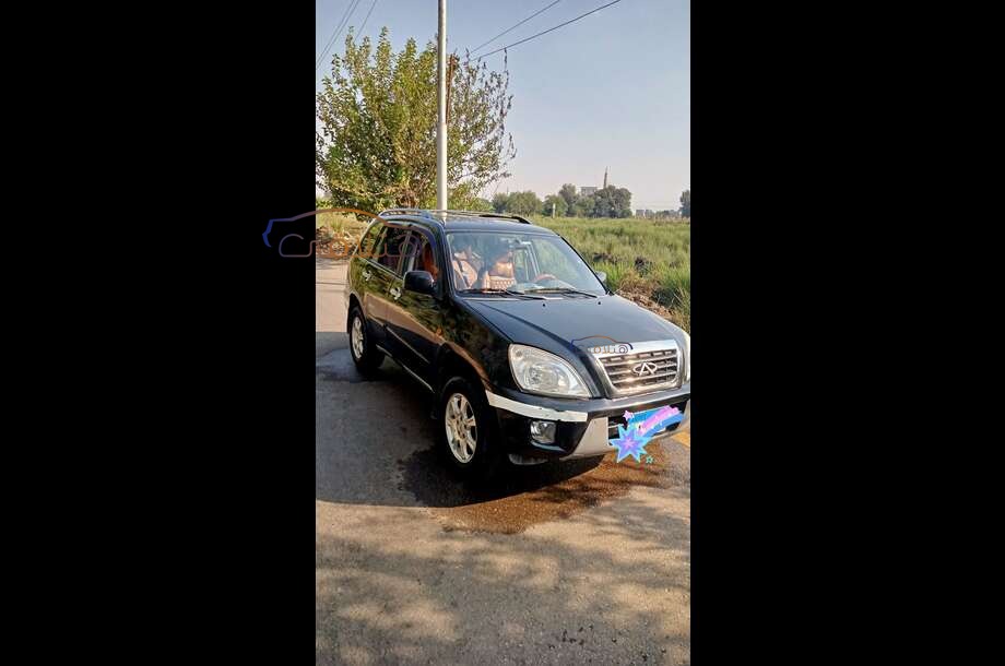 Tiggo Speranza أسود