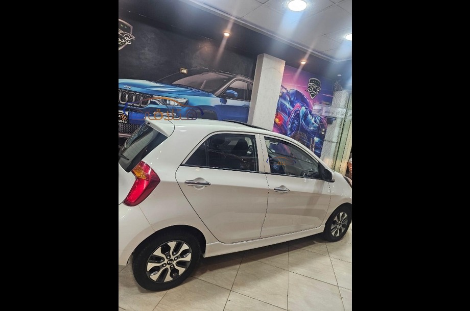 Picanto Kia أبيض