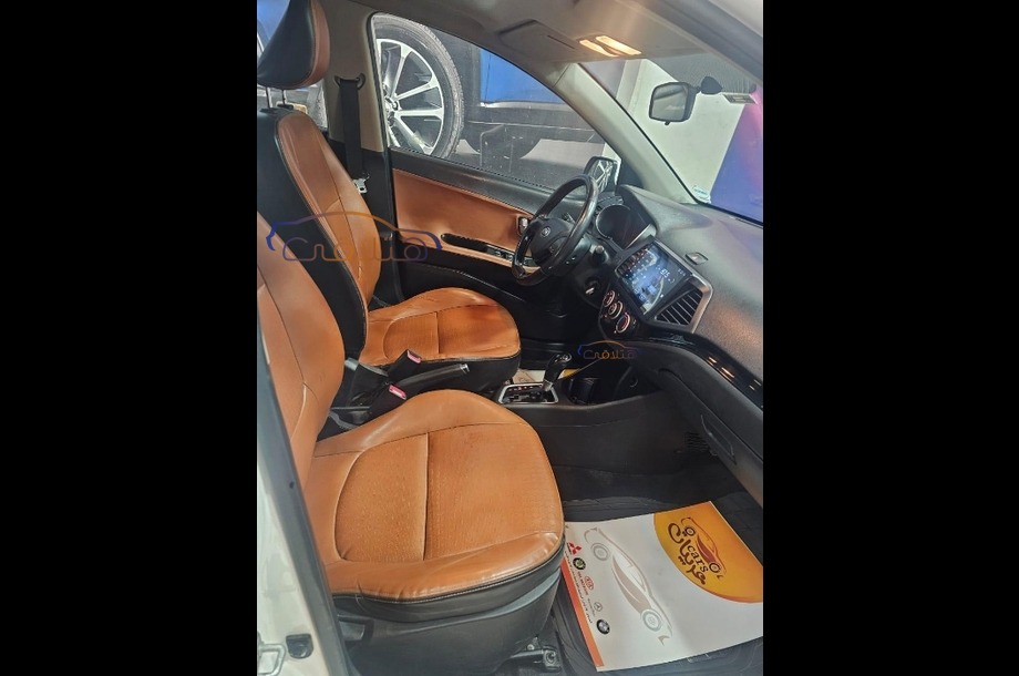 Picanto Kia أبيض