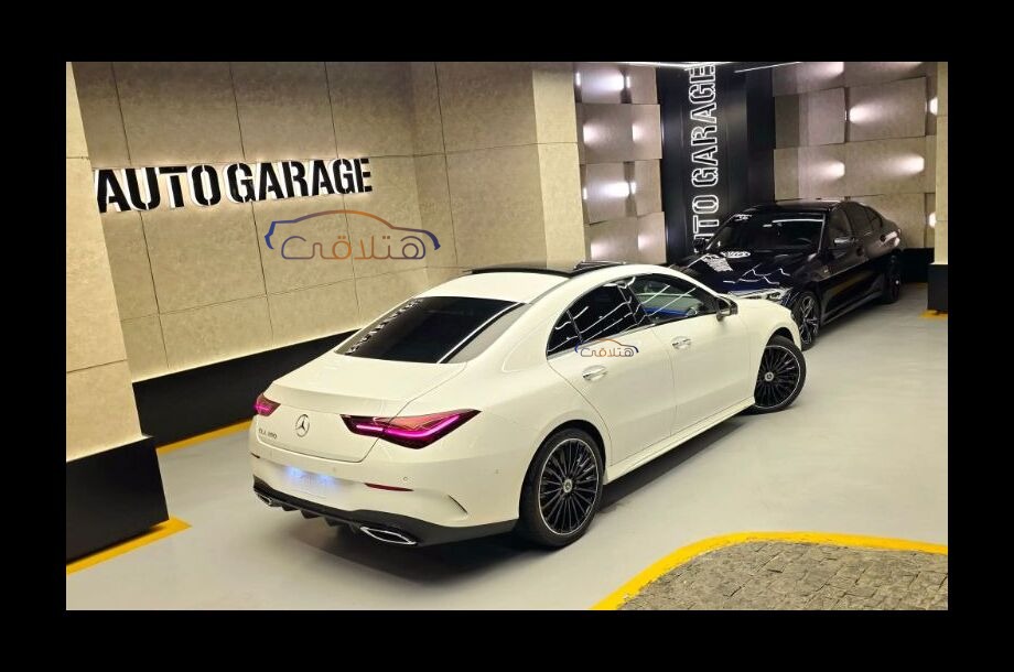 CLA 200 Mercedes أبيض