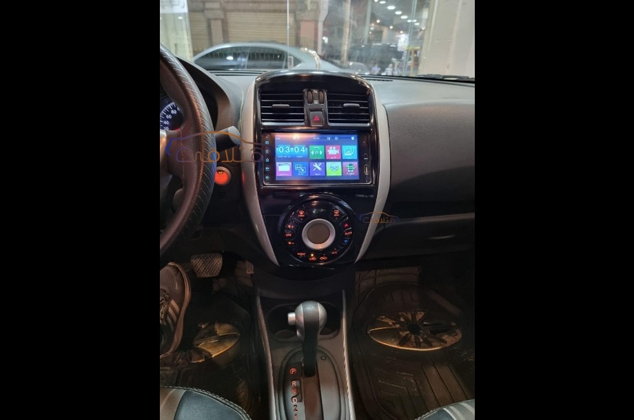 Sunny Nissan رمادي