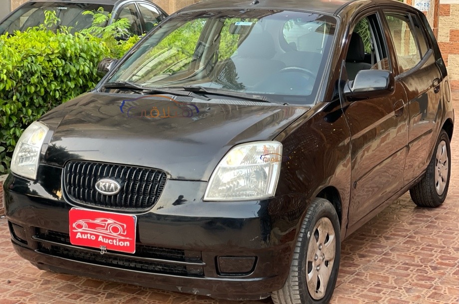 Picanto Kia أسود