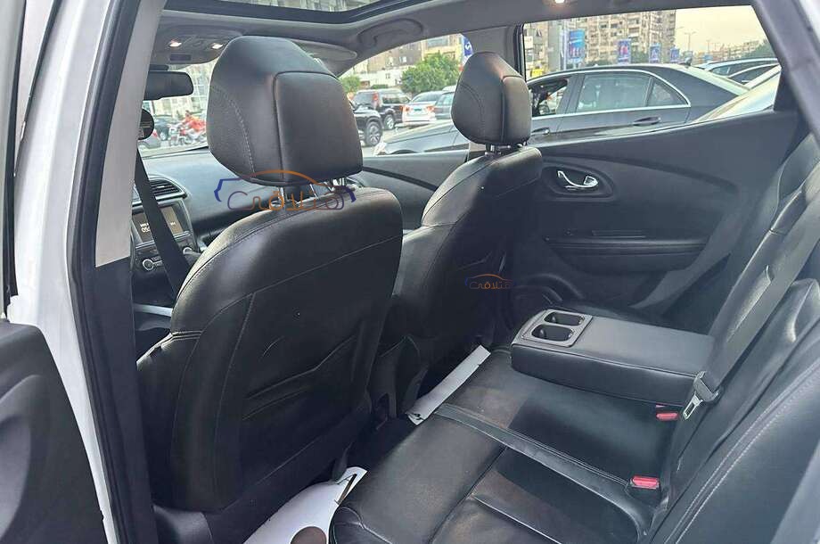 Kadjar Renault أبيض