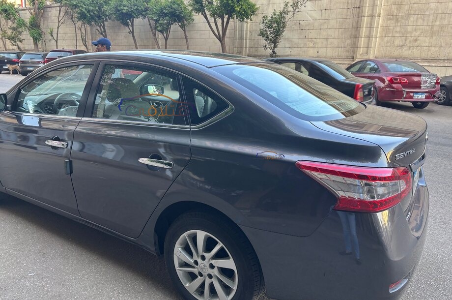 Sentra Nissan Silver