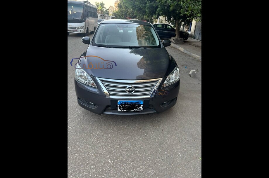 Sentra Nissan Silver