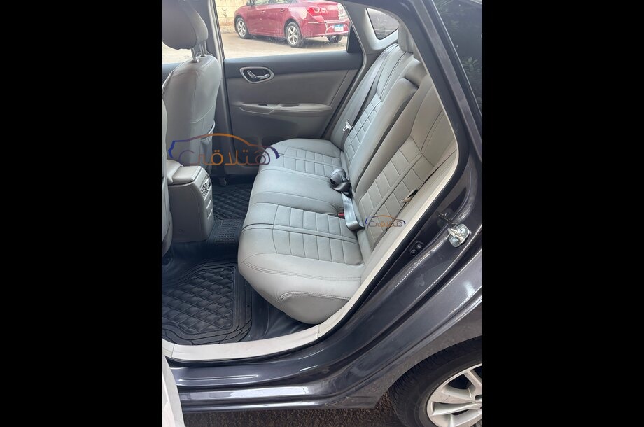 Sentra Nissan Silver