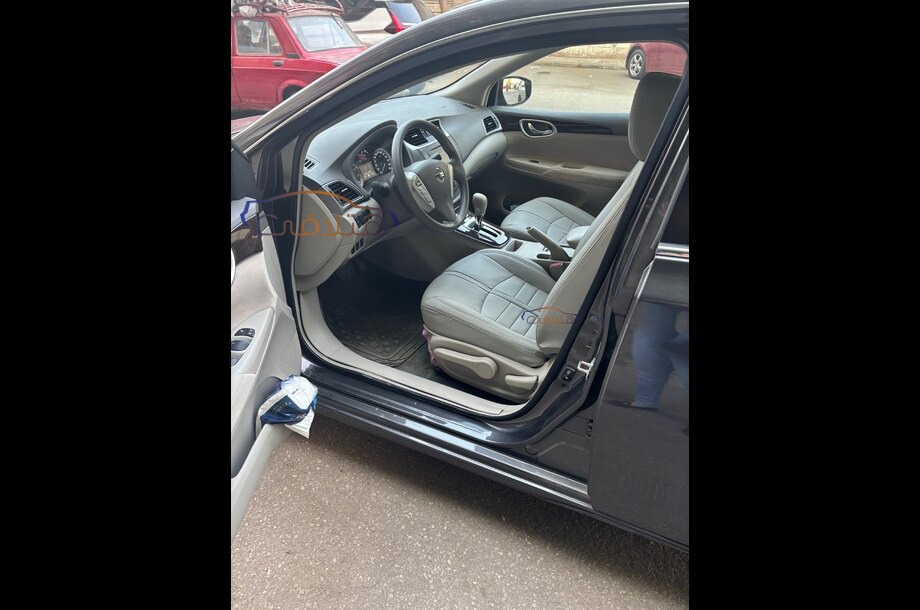 Sentra Nissan Silver