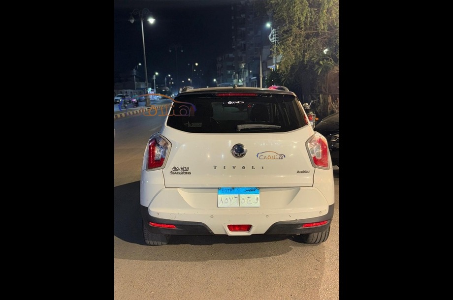 Tivoli Ssang Yong أبيض