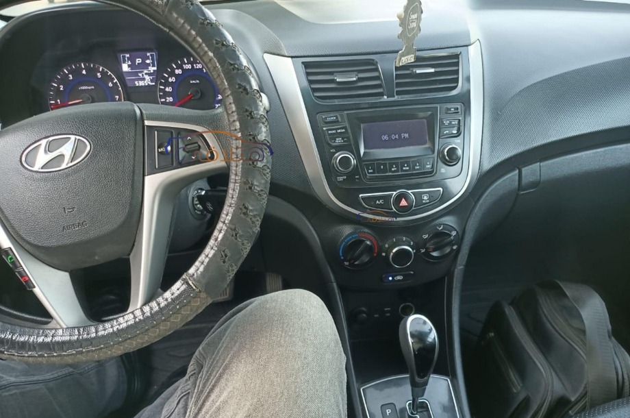 Accent RB Hyundai فيراني