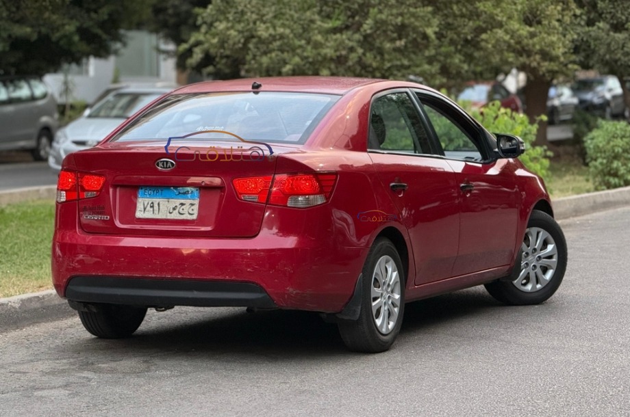 Cerato Kia Red