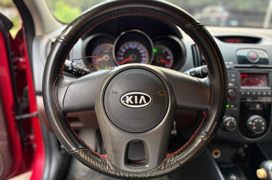 Cerato Kia Red